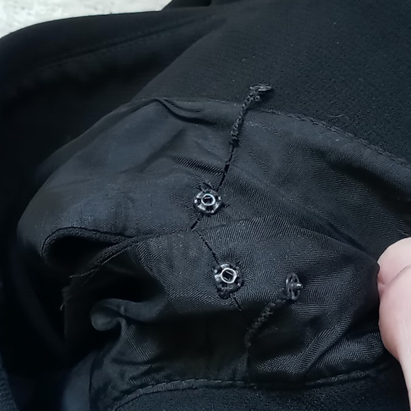 Tahari ASL Envelope Collar Women's Black Sheath Dress With Big Button Size 12P - Picture 10 of 11